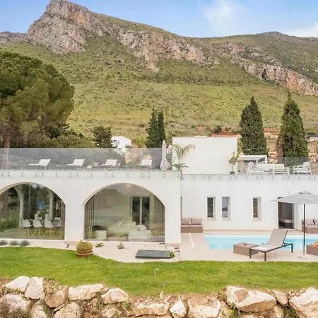Vila Curina Luxury - Panoramic Pool Near Scopello *